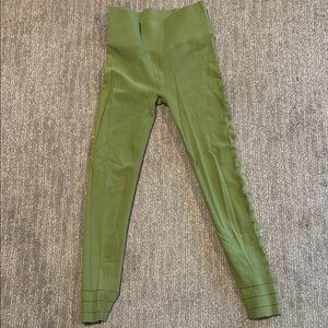 Olive Green SculpKnit Fabletics Leggings Sz L